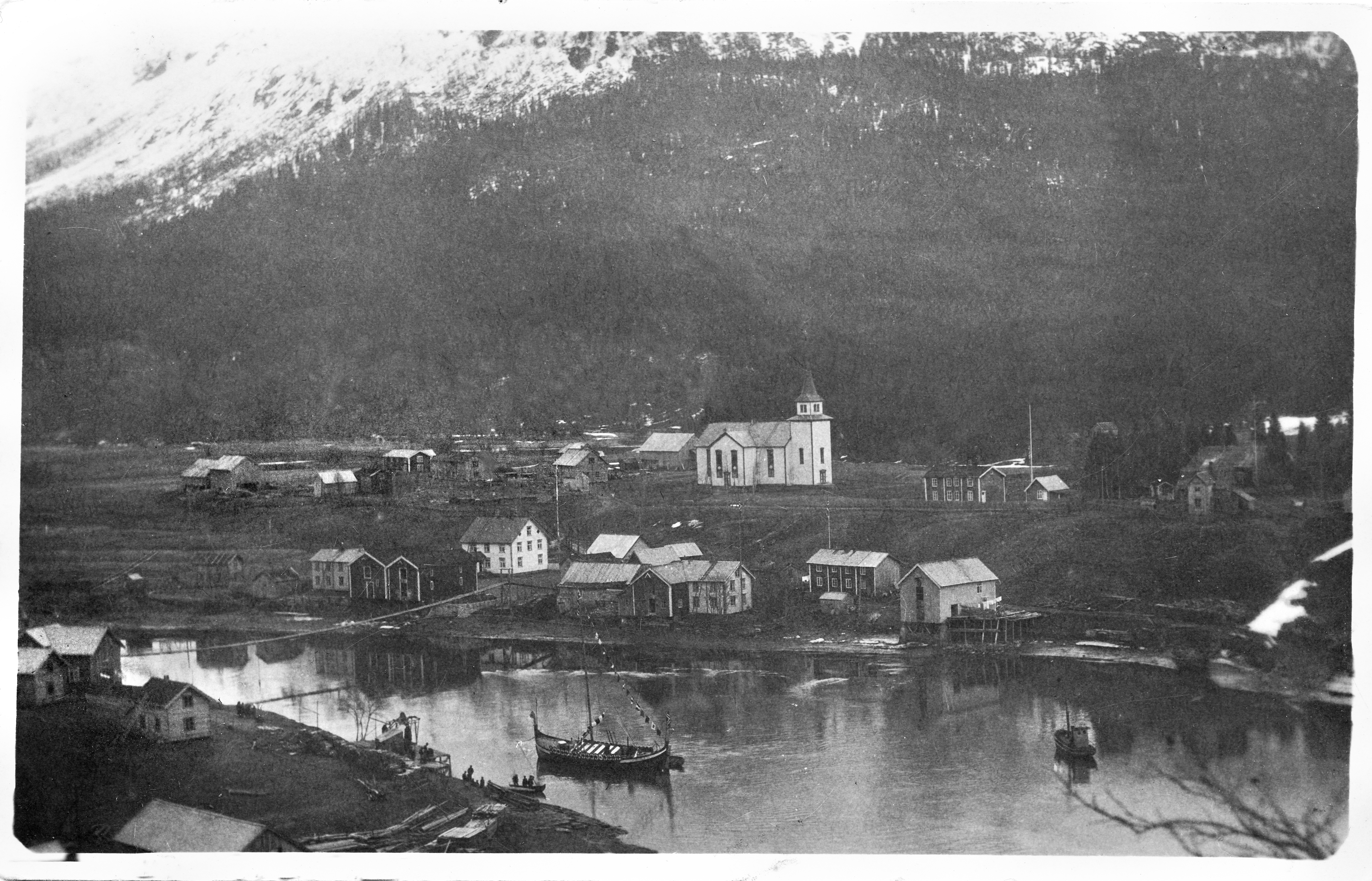 1928_r_amundsen_korgen